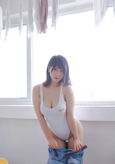 天降女子从2楼掉了下来樱花未增_720迅雷电影在线