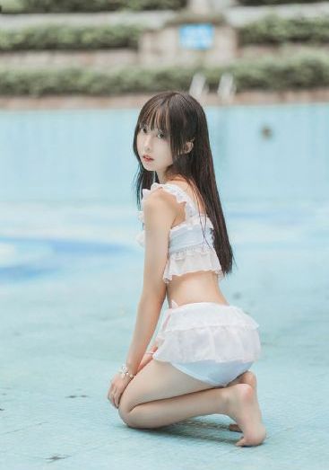 他在我丈夫面前弄了我_1080动漫在线观看