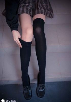 小小水蜜桃电视剧免费观看_国产剧电视剧在线观看