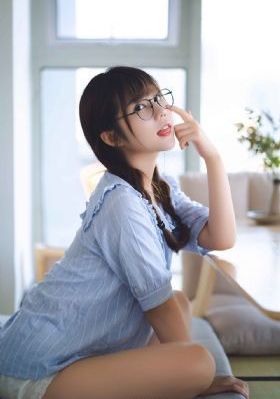 操大学生_BD英语电影完整版在线观看