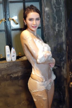 美乳女教师_超清影视在线观看